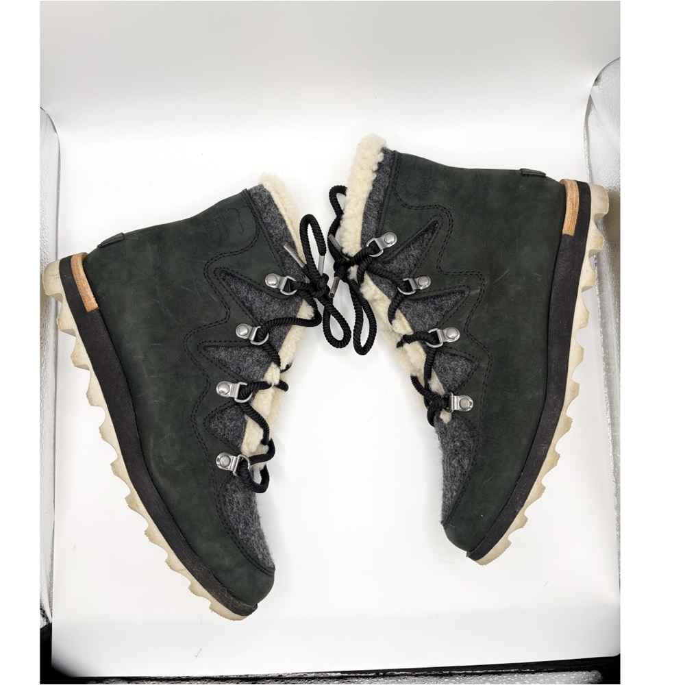Sorel Sneakerchic Alpine Shearling Leather‎ Lace Up Booties in Black & Gray